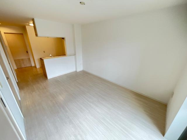 エクセレンス東野Ⅲ番館の居間・リビング|リビング