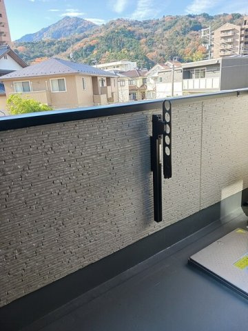 パラジソ大町のバルコニー|陽当たり良好なバルコニーです