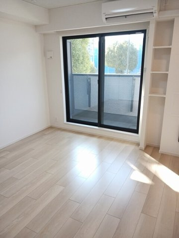 パラジソ大町の居間・リビング|ゆったり過ごせるリビングです