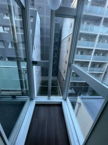 サンネクテール天満橋のバルコニー