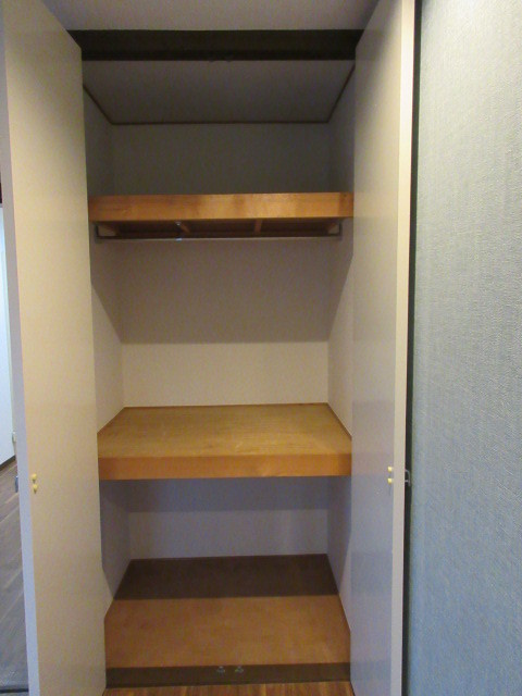 ヴィラ・パルケの収納|高さと奥行きのある収納