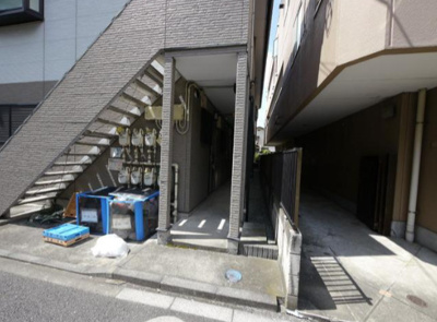 【エントランス】 | ドゥエル北赤羽