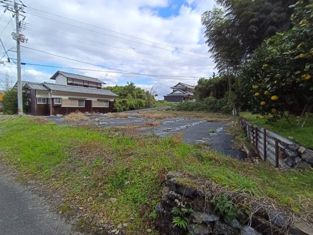 西条市洲之内甲736　農地の外観