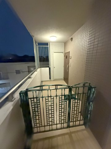 日神パレステージさいたま新都心の玄関|玄関ポーチ