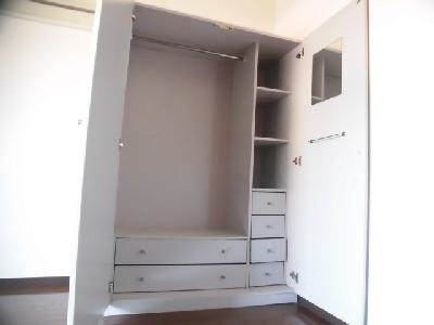 アール四条大宮（旧：キャトルセゾン）の収納|クローゼット