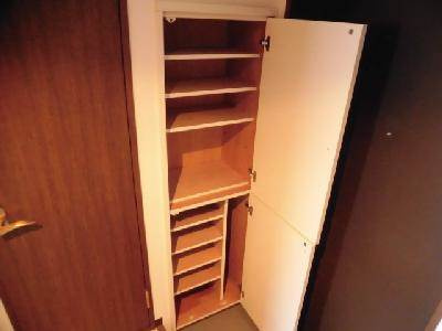 アール四条大宮（旧：キャトルセゾン）の内装|シューズＢＯＸ