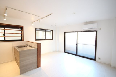 【居間・リビング】 | 下作延貸家