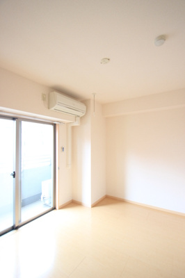 【洋室】 | FREUDE ASAKUSA