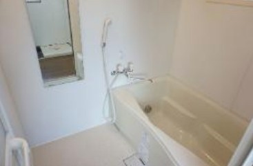 稲城市百村の賃貸マンションの浴室