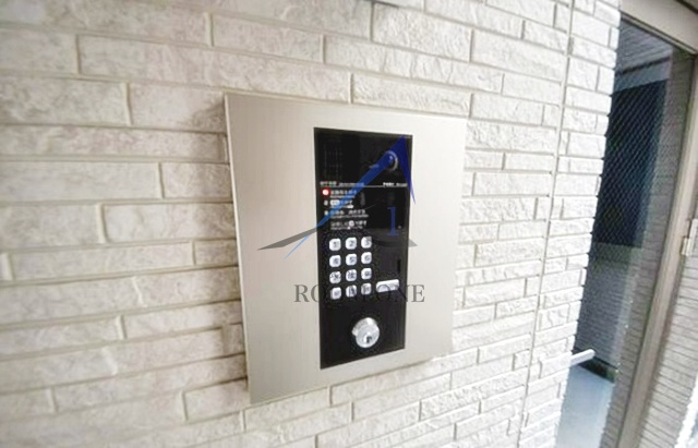 ロイヤルブルーゲート五反野のセキュリティ|オートロックです。