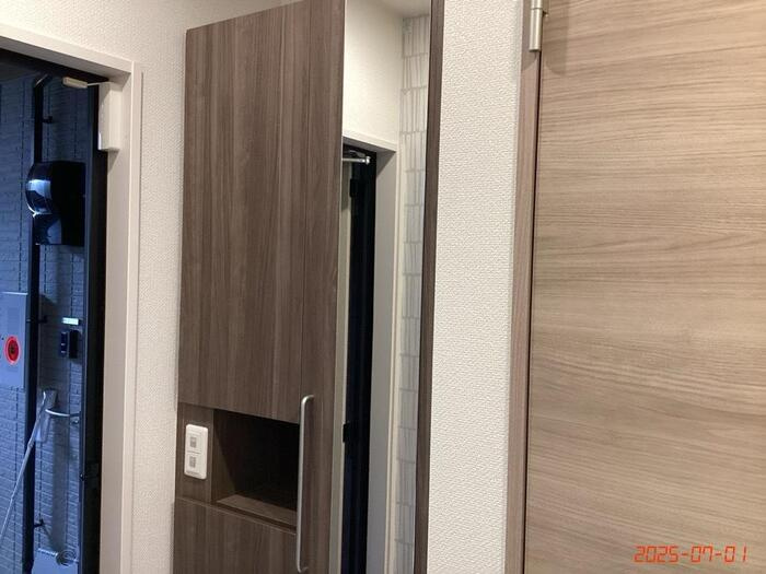 D-crinum 白銀Ⅱの玄関