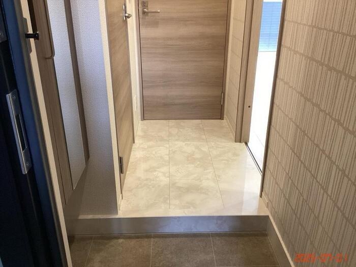 D-crinum 白銀Ⅱの玄関