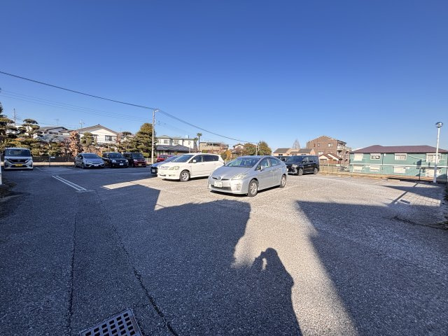 松丸第二コーポラスの駐車場