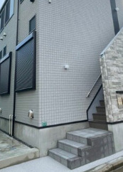 LEDミラージュのエントランス