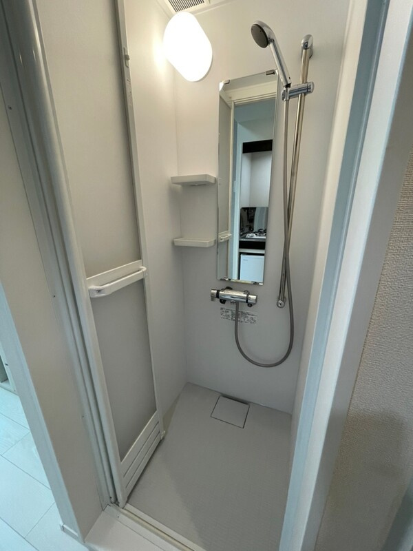 LEDミラージュのシャワールーム