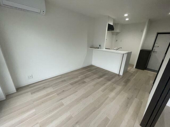 深沢コーポ　敷金0　角部屋　最上階　宅配BOXの居間・リビング