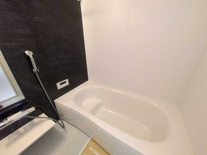 D-Crinum白銀Iの浴室