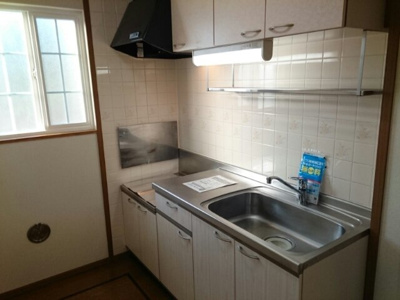 【キッチン】 | 石井ハイツⅢ | キッチンでお料理をお楽しみください