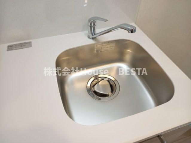 プレサンス神戸長田ラディアラのキッチン