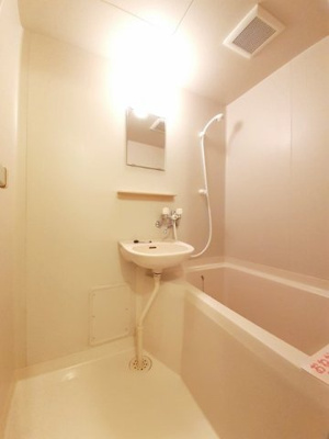 【浴室】 | ウッディハイツ | 日々の暮らしに欠かせないお風呂です
