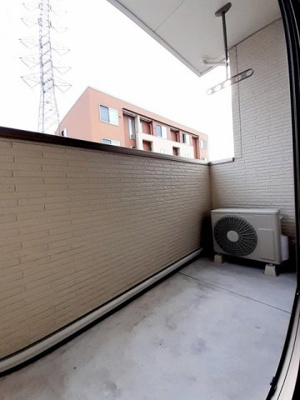 【バルコニー】 | クレイドルⅡ | 落ち着いた時間を過ごせるバルコニーです