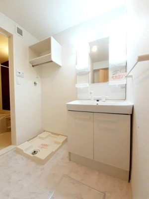 【洗面所】 | コートヤードⅣ | コンパクトで使いやすい洗面所