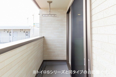 【バルコニー】 | リバーサイドＪＵＮ | バルコニーがあります