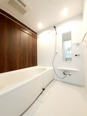 【浴室】 | リバーサ | お風呂です