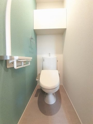 【トイレ】 | オークツリー | 清潔感のあるトイレです