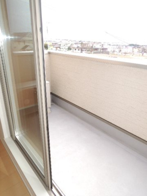 【バルコニー】 | リアンクレア | お洗濯にも便利なバルコニー付き