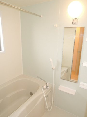 【浴室】 | リアンクレア | ゆったり過ごせるお風呂です