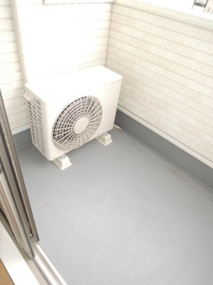 【バルコニー】 | ミドルＢ | 開放的で明るい空間を演出してくれるバルコニーです