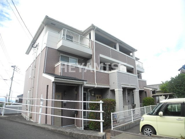 ジュネス・コート