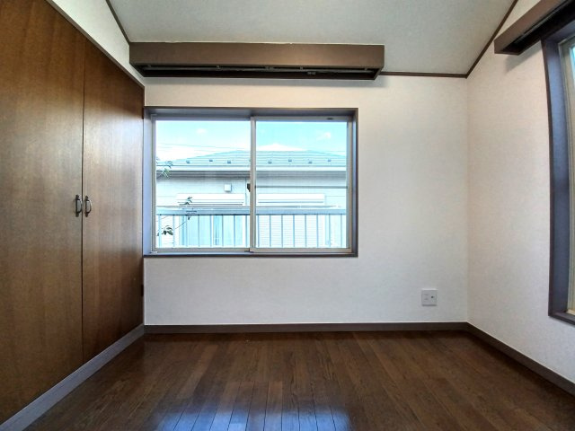 山王２丁目２２８戸建の洋室