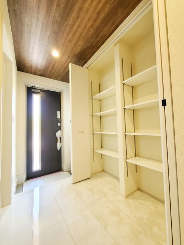 三郷市　彦糸1丁目　新築戸建　全6棟のバルコニー|施工例です