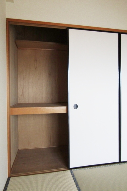 弘明寺パークコートの収納