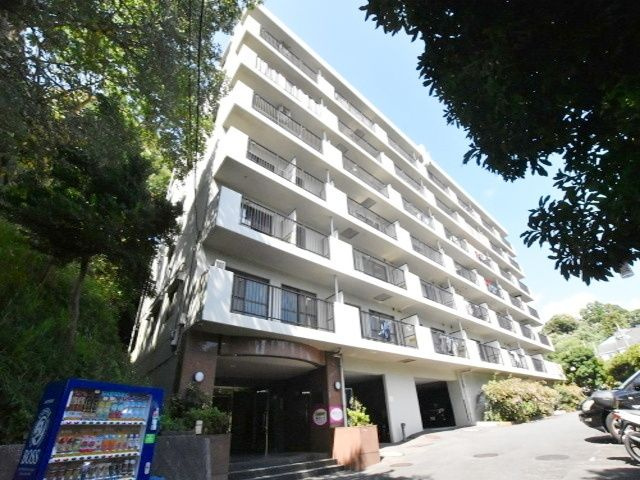 弘明寺パークコートの外観