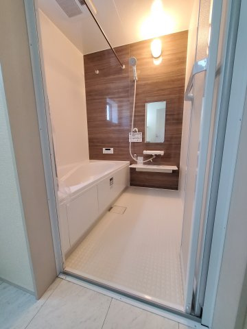 三郷市　彦糸1丁目　新築戸建　全6棟のトイレ|施工例です