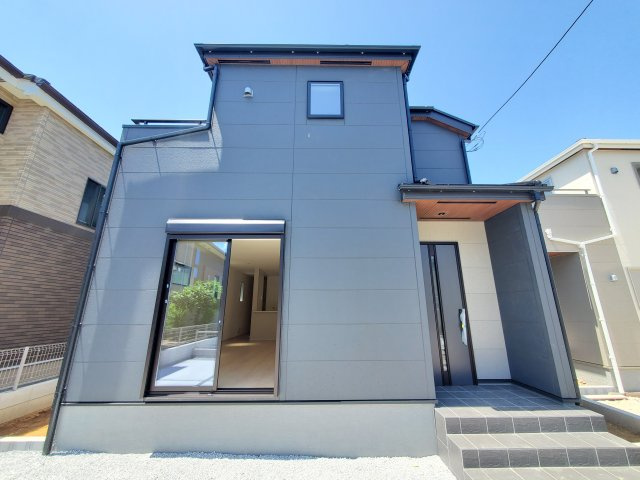 三郷市　彦糸1丁目　新築戸建　全6棟の前面道路含む現地写真|前面道路含む現地写真です