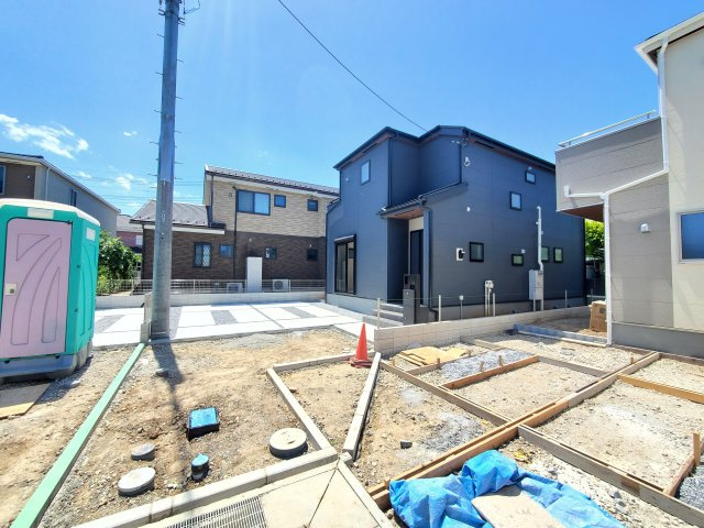 三郷市　彦糸1丁目　新築戸建　全6棟の居間・リビング|施工例です