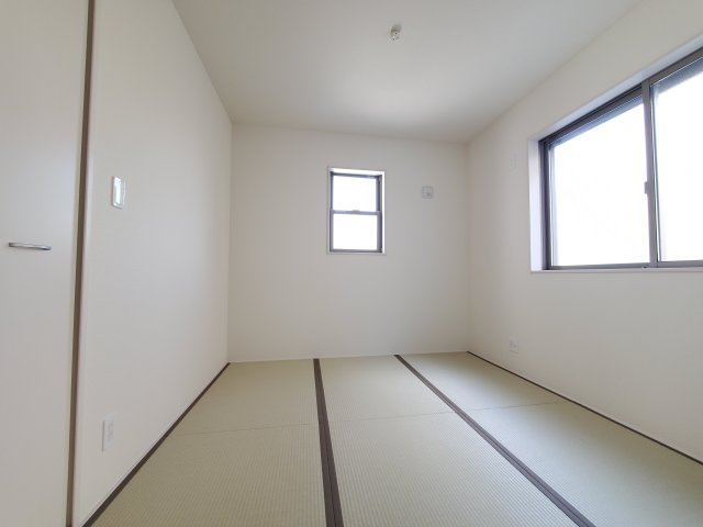 三郷市　彦糸1丁目　新築戸建　全6棟の収納|施工例です