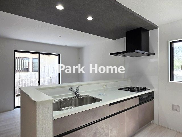 高知市福井東町 -3期2棟1-　新築戸建ての外観|1号地　2026.4月：建築中