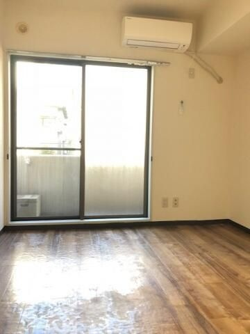 スカイコート新宿の寝室