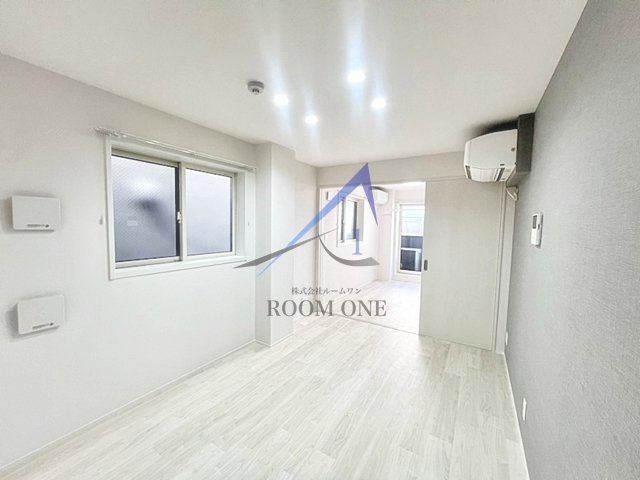 Ｇｒｅｅｎ　Ｇａｒｄｅｎ　ＹＯＴＳＵＹＡの居間・リビング|洋室のお部屋です。