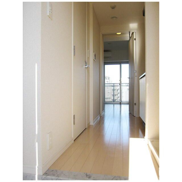 プレール・ドゥーク早稲田Ⅱの玄関