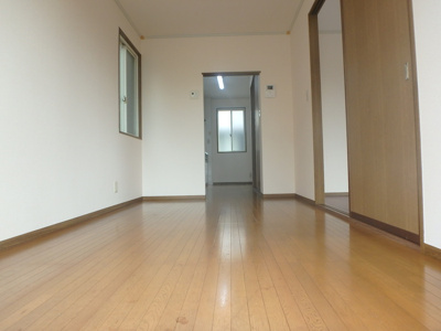 【居間・リビング】 | 万々戸建て賃貸 | リビング