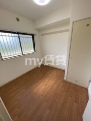 【洋室】 | ラフォーレ赤塚