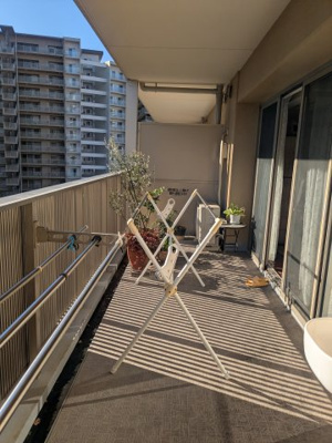 【バルコニー】 | ジオ彩都のぞみ丘ガーデンコートB棟 | ワイドバルコニー