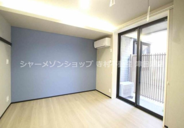 ウィンメゾン船橋伍号館の洋室