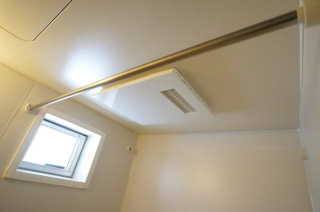 【設備】 | トワール東堀 | 浴室乾燥機